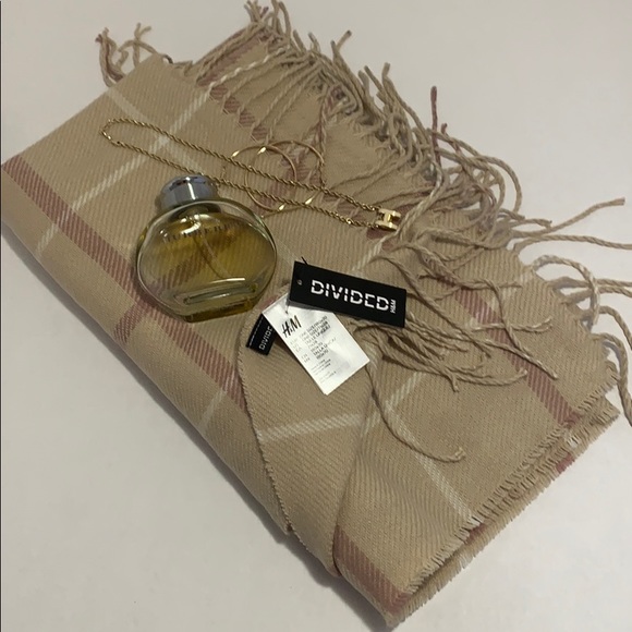 Brand NWT H&M Warm Long Shawl Wraps/Scarves - Picture 5 of 8